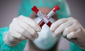 В Киеве зафиксировали антирекорд по количеству смертей от COVID-19