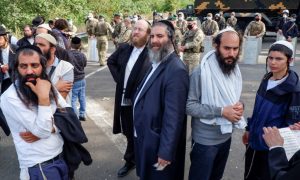 Хасиды на белорусской границе: у четырех обнаружили COVID-19