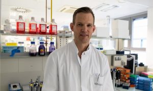 Главный вирусолог Германии опроверг распространенные мифы о коронавирусе