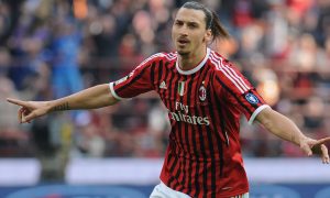 Форвард «Милана» Ибрагимович забил гол в 23-м сезоне подряд