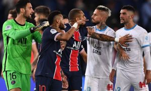 Удалили Неймара и еще четверых игроков: матч ПСЖ завершился расистским скандалом (видео)