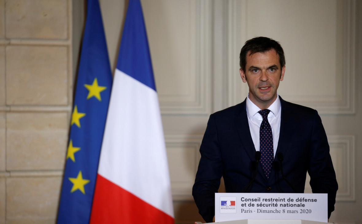 Во Франции обыскали дом главы Минздрава в рамках расследования по противодействию COVID-19