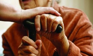 Назван возраст наиболее старого пациента, инфицированного коронавирусом COVID-19