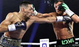 Видео: Василий Ломаченко проиграл бой за звание абсолютного чемпиона мира