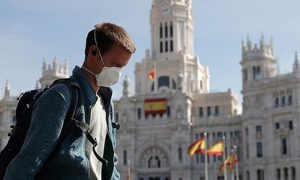 Украинцам в Испании грозят до 6 тысяч евро штрафа за отсутствие ПЦР-теста