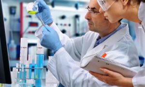 COVID-19: в Украине снова выявили более 9 тысяч новых случаев заболевания