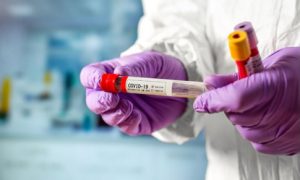 В Україні вперше за два тижні знизилася кількість нових випадків COVID-19