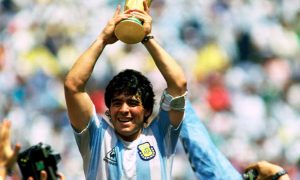 В Аргентине предъявили обвинение врачу Марадоны