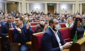 В Верховной Раде коронавирусом заразился каждый шестой нардеп