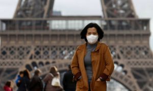 Французские ученые дали прогноз, когда закончится вторая волна пандемии