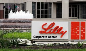 В США одобрили препарат от коронавируса для пожилых и детей