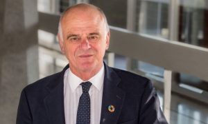 В ВОЗ рассказали, ждать ли третью волну COVID-19 в Европе