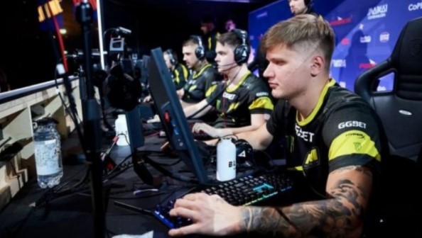 Почему украинские киберспортсмены предпочитают играть в  видеослоты на мобильном?