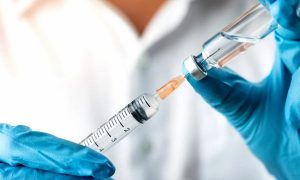 В Украине стартовала вакцинация препаратом Pfizer