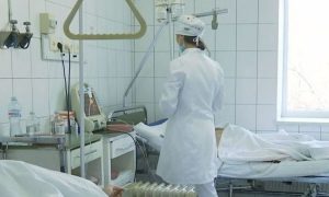 В Украине вновь заполнены более 50% больничных коек для COVID-19