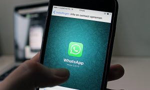 Facebook обвинили в предоставлении Google доступа к переписке пользователей WhatsApp