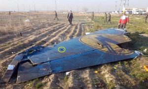 Рік після збиття українського літака в небі над Іраном. Як Україна розслідує цю авіакатастрофу?