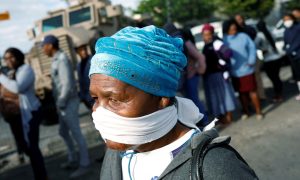 Мутация коронавируса из ЮАР может быть более устойчивой к вакцинам