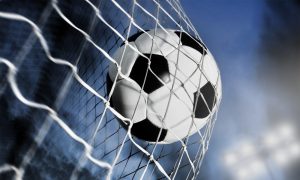 Японский футболист забил самый медленный пенальти в истории. Видео