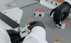 Німеччина першою в ЄС закупила препарат від коронавірусу на основі антитіл