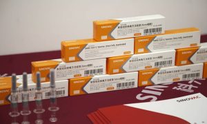 Эффективность закупленной Украиной вакцины от Sinovac составляет менее 60%