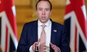 Глава Минздрава Великобритании пошёл на самоизоляцию из-за коронавируса