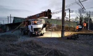 Фото: в Днепропетровской области перевернулся поезд, движение задерживается более чем на 2 часа