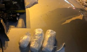 Фото: в Киеве поймали экс-правоохранителя с игрушками, нашпигованными кокаином