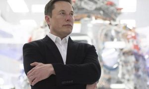 Маск напишет книгу о Tesla и SpaceХ