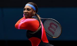 Легенда тенниса Уильямс расплакалась после поражения в полуфинале Australian Open