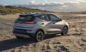 400 километров без подзарядки: General Motors представил электрический хэтчбек