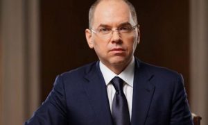 В Минздраве уточнили, сколько ждать появления COVID-вакцины в продаже