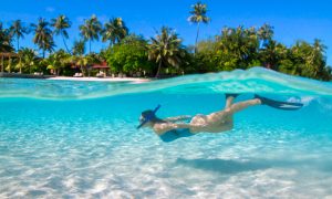 Украина обновила список стран «зеленой» и «красной» зоны: после отдыха на Мальдивах теперь придется идти на самоизоляцию