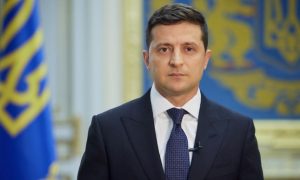 Президент определил, кому не обойтись без COVID-вакцинации