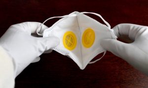 В Берлине в магазинах и транспорте станут обязательными защитные маски FFP2