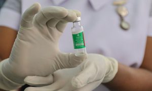 Не только Украина: где еще в мире утвердили индийскую COVID-вакцину