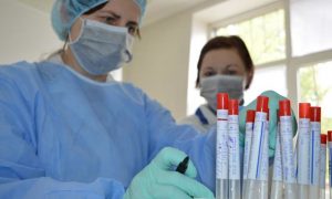 В Молдове вводят чрезвычайное положение и еженедельные выплаты временно безработным