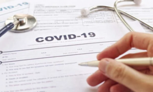 В Киеве разоблачили мошенников, которые торговали фейковыми COVID-справками