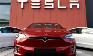 Электромобили Tesla можно купить за биткоины – Маск