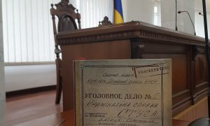 Книга про Стуса: Кипиани выиграл суд против Медведчука