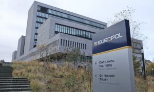 Европол раскрыл аферу с вакцинами на $15 миллиардов