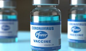 BioNTech та Pfizer заявили про можливість виготовити наступного року 3 млрд доз вакцини