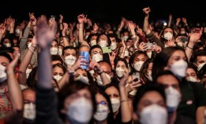 В Барселоне после тестового концерта на 5000 зрителей не зарегистрировали ни одного заражения