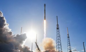 Корабль SpaceX перестыковался с МКС – впервые в истории 
