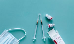 В МОЗ сообщили, когда начнут делать прививки китайской вакциной 