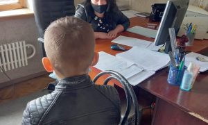 В Харькове школьник регулярно срывал уроки онлайн, на его родителей составили протокол