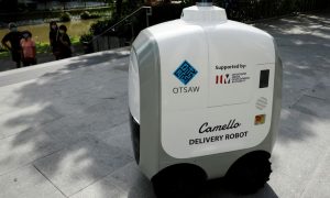 Доставка еды в локдаун: в Сингапуре разработали роботов-курьеров