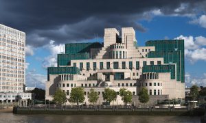 Британская разведка MI5 завела аккаунт в Instagram: будет развеивать стереотипы о «любителях мартини»