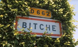 Facebook из-за цензуры удалил страницу французского города Бич