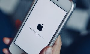 Apple научит iPhone определять депрессию и аутизм